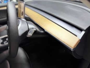 Tesla Model 3 (Dual Motor) Long Range Auto 4WDE 4dr