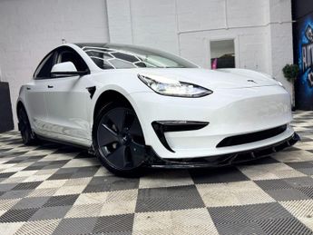 Tesla Model 3 Standard Range Plus Auto RWD 4dr