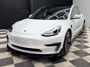 Tesla Model 3 Standard Range Plus Auto RWD 4dr