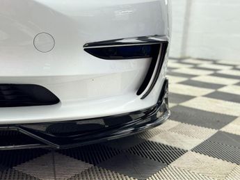 Tesla Model 3 Standard Range Plus Auto RWD 4dr