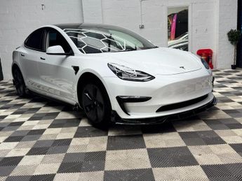 Tesla Model 3 Standard Range Plus Auto RWD 4dr
