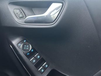 Ford Puma 1.0T EcoBoost MHEV ST-Line X Euro 6 (s/s) 5dr