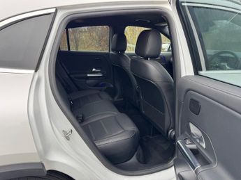 Mercedes-Benz GLA Class GLA 250e Exclusive Edition Premium Petrol Hybrid Auto PARKTRONIC