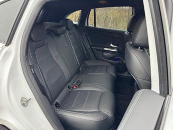 Mercedes-Benz GLA Class GLA 250e Exclusive Edition Premium Petrol Hybrid Auto PARKTRONIC