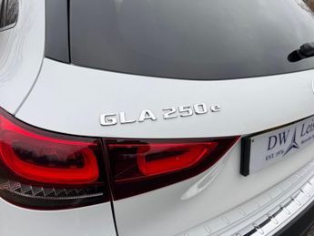 Mercedes-Benz GLA Class GLA 250e Exclusive Edition Premium Petrol Hybrid Auto PARKTRONIC