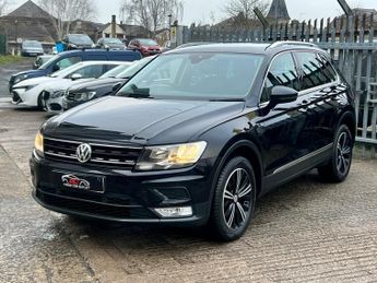 Volkswagen Tiguan 2.0 TDI BlueMotion Tech SE Navigation DSG 4Motion Euro 6 (s/s) 5