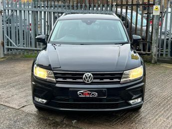 Volkswagen Tiguan 2.0 TDI BlueMotion Tech SE Navigation DSG 4Motion Euro 6 (s/s) 5