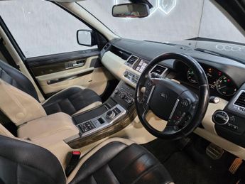 Land Rover Range Rover Sport SDV6 AUTOBIOGRAPHY SPORT