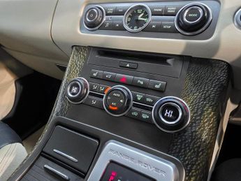 Land Rover Range Rover Sport SDV6 AUTOBIOGRAPHY SPORT