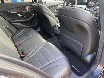 Mercedes-Benz C Class 2.1 C250d AMG Line (Premium Plus) 7G-Tronic+ Euro 6 (s/s) 5dr