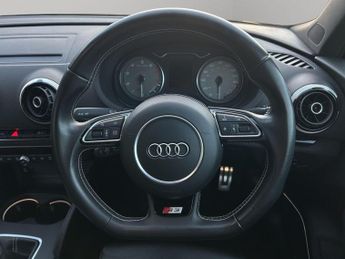 Audi S3 2.0 TFSI quattro Euro 6 (s/s) 3dr