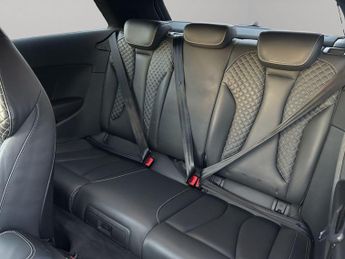 Audi S3 2.0 TFSI quattro Euro 6 (s/s) 3dr