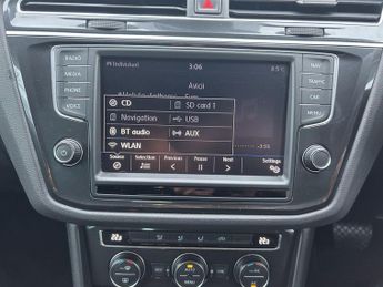 Volkswagen Tiguan 2.0 TDI BlueMotion Tech SE Navigation DSG 4Motion Euro 6 (s/s) 5
