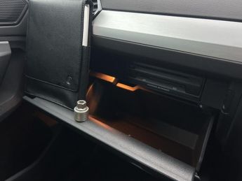 Volkswagen Tiguan 2.0 TDI BlueMotion Tech SE Navigation DSG 4Motion Euro 6 (s/s) 5