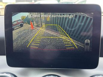 Mercedes-Benz GLA 2.1 GLA220d Sport (Executive) SUV 5dr Diesel 7G-DCT 4MATIC Euro 