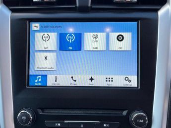 Ford Mondeo 1.5T EcoBoost Zetec Hatchback 5dr Petrol Auto Euro 6 (s/s) (160 