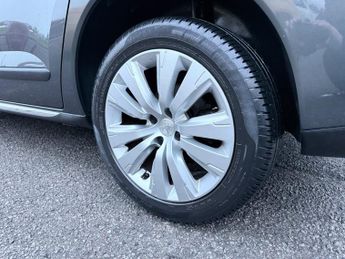 Peugeot 3008 E-HDI ACTIVE AUTOMATIC