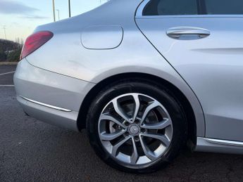 Mercedes-Benz C Class 2.1 C220 Sport Bluetec Auto 4dr