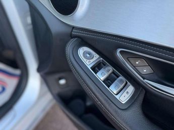 Mercedes-Benz C Class 2.1 C220 Sport Bluetec Auto 4dr