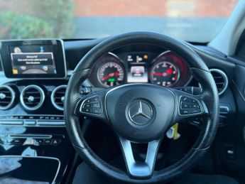 Mercedes-Benz C Class 2.1 C220 Sport Bluetec Auto 4dr
