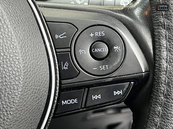 Toyota Rav 4 Excel SUV 5dr Petrol Hybrid CVT 4WD Euro 6 (s/s) (222 ps)