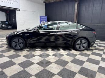 Tesla Model 3 Standard Range Plus Auto RWD 4dr