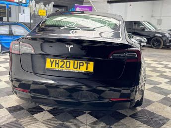Tesla Model 3 Standard Range Plus Auto RWD 4dr