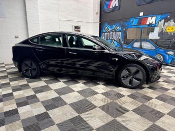 Tesla Model 3 Standard Range Plus Auto RWD 4dr