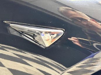 Tesla Model 3 Standard Range Plus Auto RWD 4dr