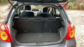 Toyota Yaris SR 1.8 5 DR 5 SPEED MANUAL.