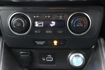Nissan LEAF 40kWh Acenta Auto 5dr