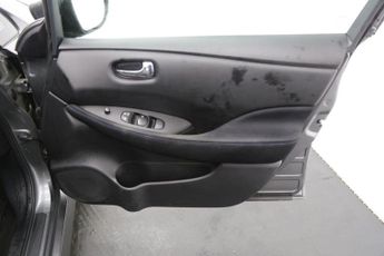 Nissan LEAF 40kWh Acenta Auto 5dr