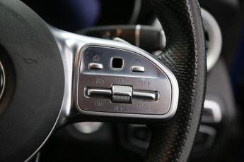 Mercedes-Benz C Class 2.0 C220d AMG Line (Premium) G-Tronic+ Euro 6 (s/s) 4dr