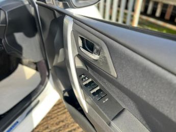 Toyota Auris 1.8 VVT-h Excel Touring Sports CVT Euro 5 (s/s) 5dr