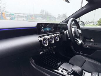 Mercedes-Benz A Class A 200 AMG LINE PREMIUM AUTOMATIC