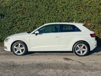 Audi A3 1.5 TFSI CoD Sport Hatchback 3dr Petrol S Tronic E