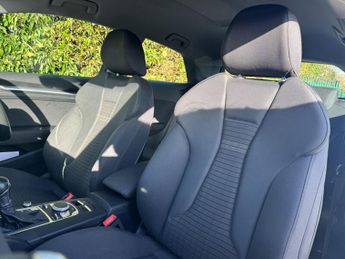 Audi A3 1.5 TFSI CoD Sport Hatchback 3dr Petrol S Tronic E