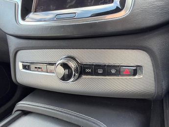 Volvo XC90 2.0 D5 INSCRIPTION AWD - 7 SEATER