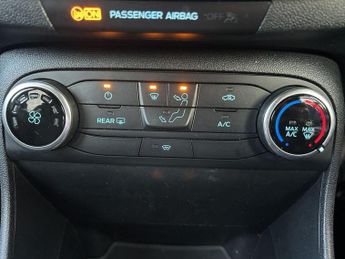 Ford Fiesta 1.0T EcoBoost ST-Line Euro 6 (s/s) 5dr