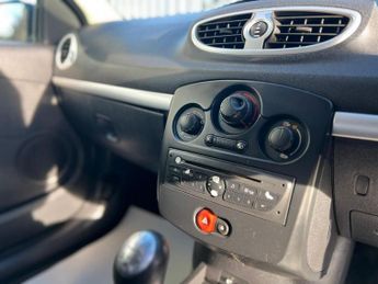 Renault Clio 1.2 I-Music Euro 5 5dr