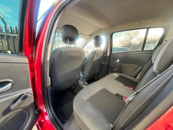 Renault Clio 1.2 I-Music Euro 5 5dr