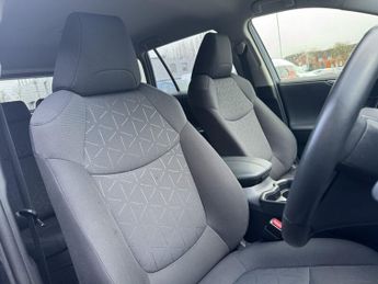 Toyota Rav 4 2.5 VVT-h GPF Icon SUV 5dr Petrol Hybrid CVT Euro 6 (s/s) (218 p