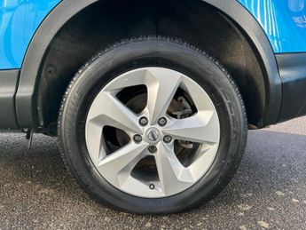 Nissan Qashqai DIG-T ACENTA PREMIUM DCT AUTOMATIC SAT NAV REAR CAMERA