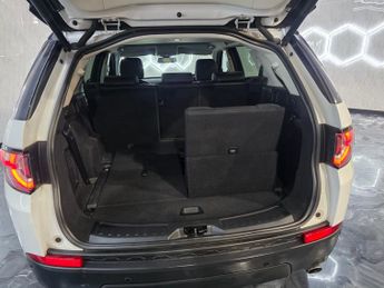 Land Rover Discovery Sport TD4 HSE BLACK