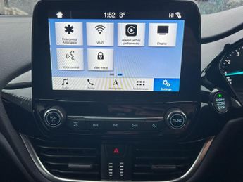 Ford Fiesta 1.0T EcoBoost Titanium Euro 6 (s/s) 5dr