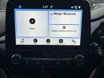 Ford Fiesta 1.0T EcoBoost Titanium Euro 6 (s/s) 5dr