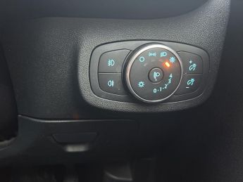 Ford Fiesta 1.0T EcoBoost Titanium Euro 6 (s/s) 5dr