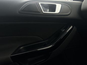 Ford Fiesta 1.0T EcoBoost Titanium Euro 6 (s/s) 5dr