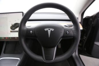 Tesla Model 3 Standard Range Plus Auto RWD 4dr