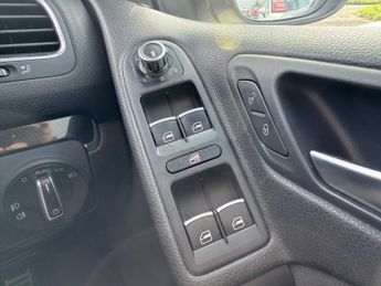 Volkswagen Golf 2.0 GTI 5DR